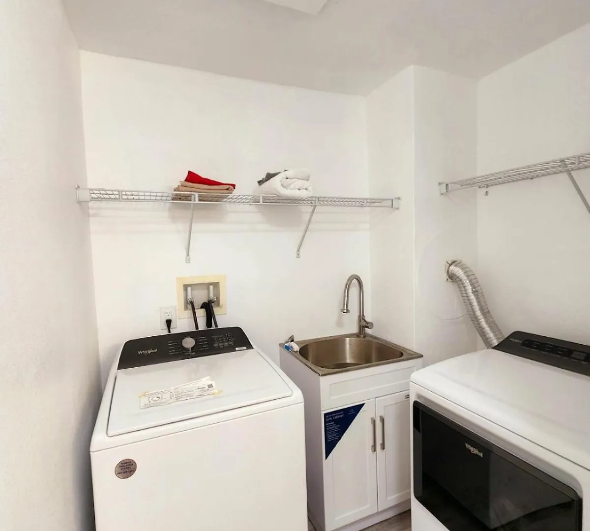 홈스테이 Cozy Bedroom With Private Ensuite Bathroom - Room # 2 In Sahred House No Pet 올랜도