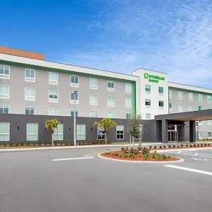 Hotel Wyndham Garden Airport - Free Airport Shuttle, Orlando